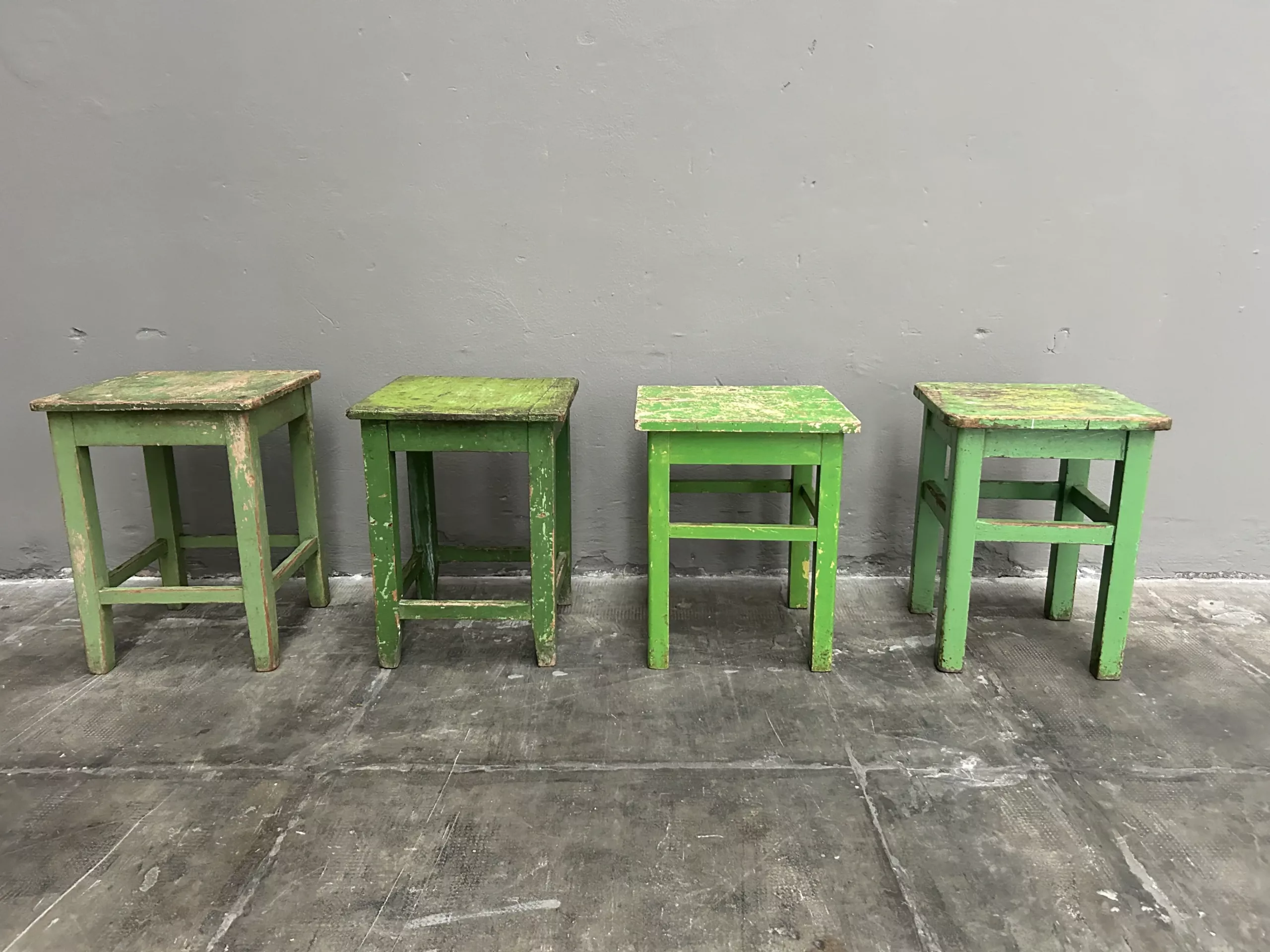 100FA – SGABELLI LEGNO VERDE N S-130 3